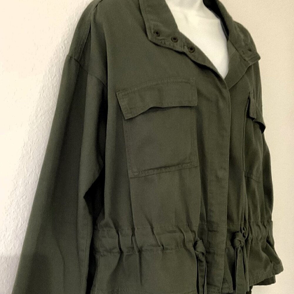 TIME AND TRU GREEN LIGHTWEIGHT JACKET GREAT CONDITION - Picture 7 of 13